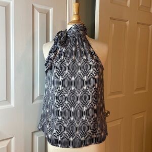 Loft Black & White Blouse Size Large Petite in Like New Condition